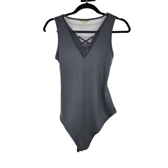 POL Gray Front Tie Sleeveless Snap Front Bodysuit - Small - Picture 5 of 5